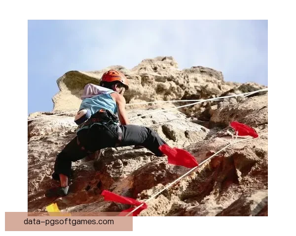 攀岩高手对决,激情回放盛宴 攀岩高手对决,激情回放盛宴