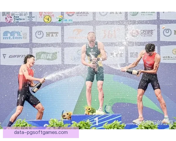 挑战极限：探寻铁人三项世界纪录背后的奥秘