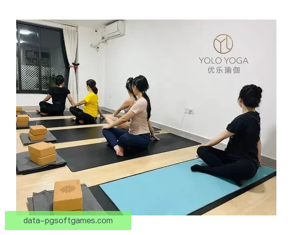 深度解析瑜伽训练：呼吸与身体的完美融合