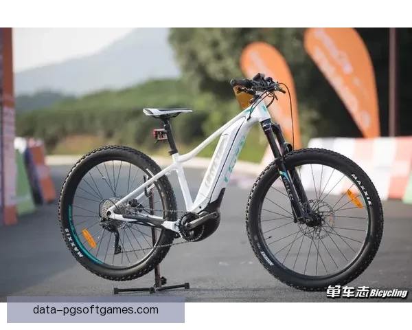 精彩纷呈:自行车大奖赛绽放风采 精彩纷呈:自行车大奖赛绽放风采